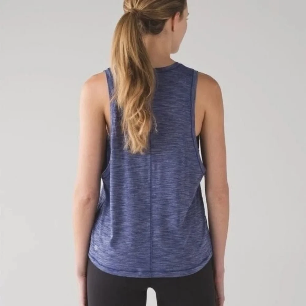 EUC Lululemon Cardio Squad Tank II Heathered Hero Blue Size 4!